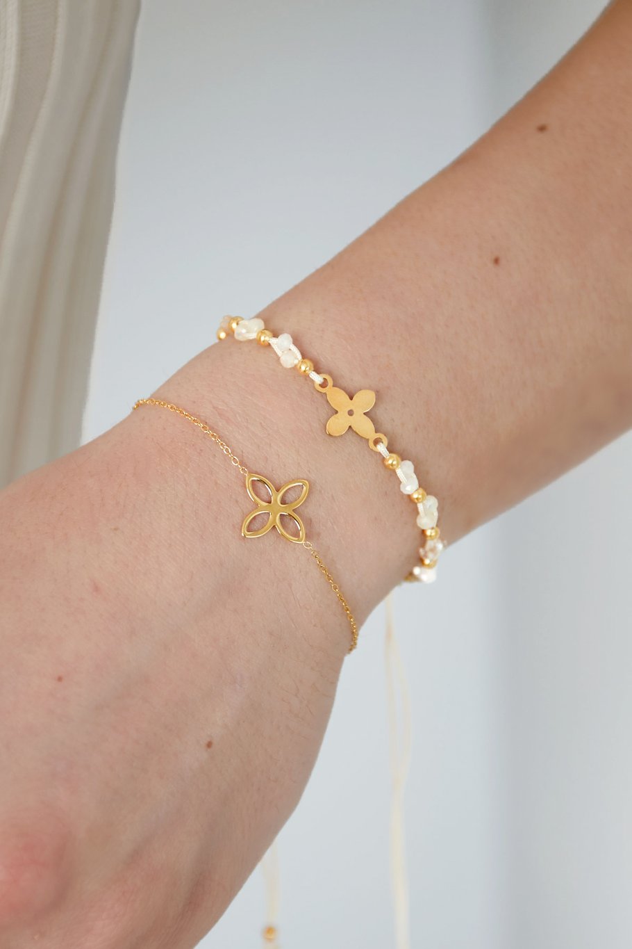 Sommerarmband mit Perlen - rosa/Goldfarbe Bild2